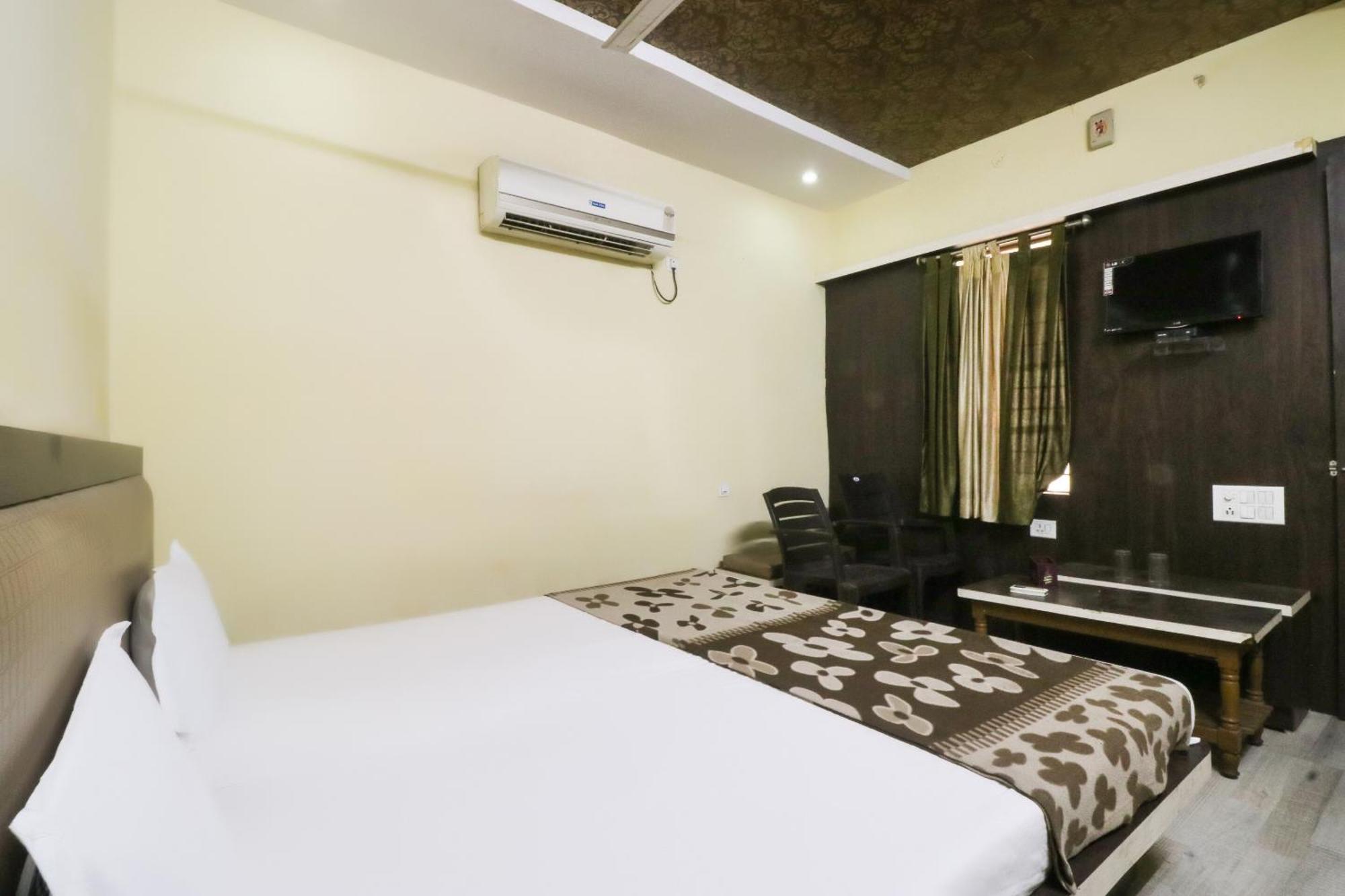 Spot On Hotel Monu Rāipur 외부 사진